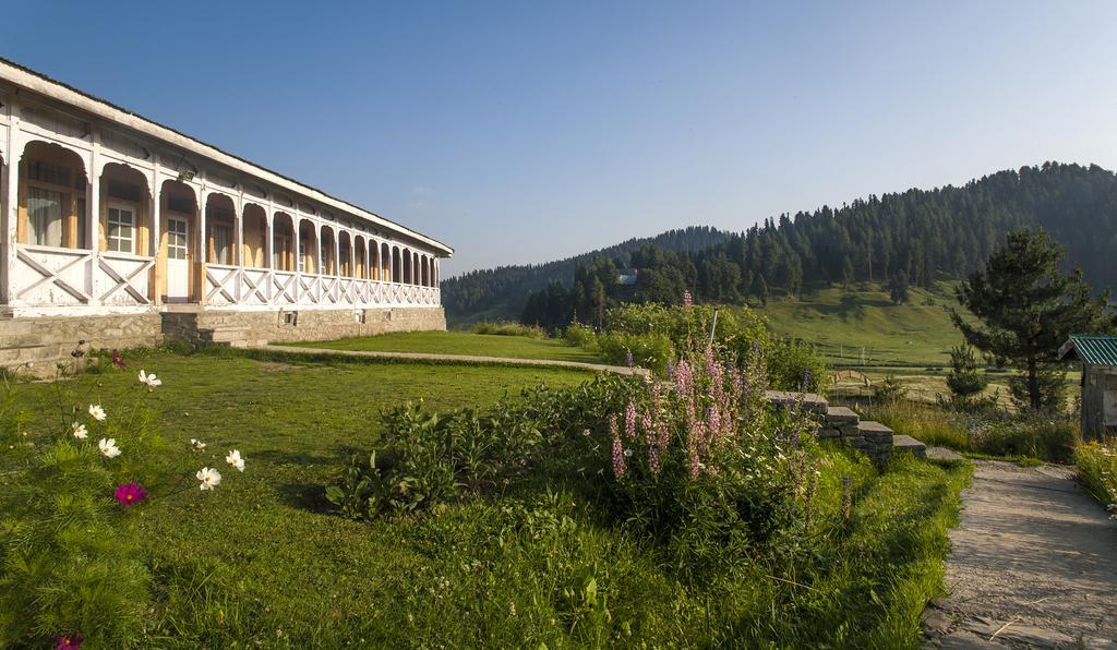 Nedous Hotel Gulmarg Eksteriør billede
